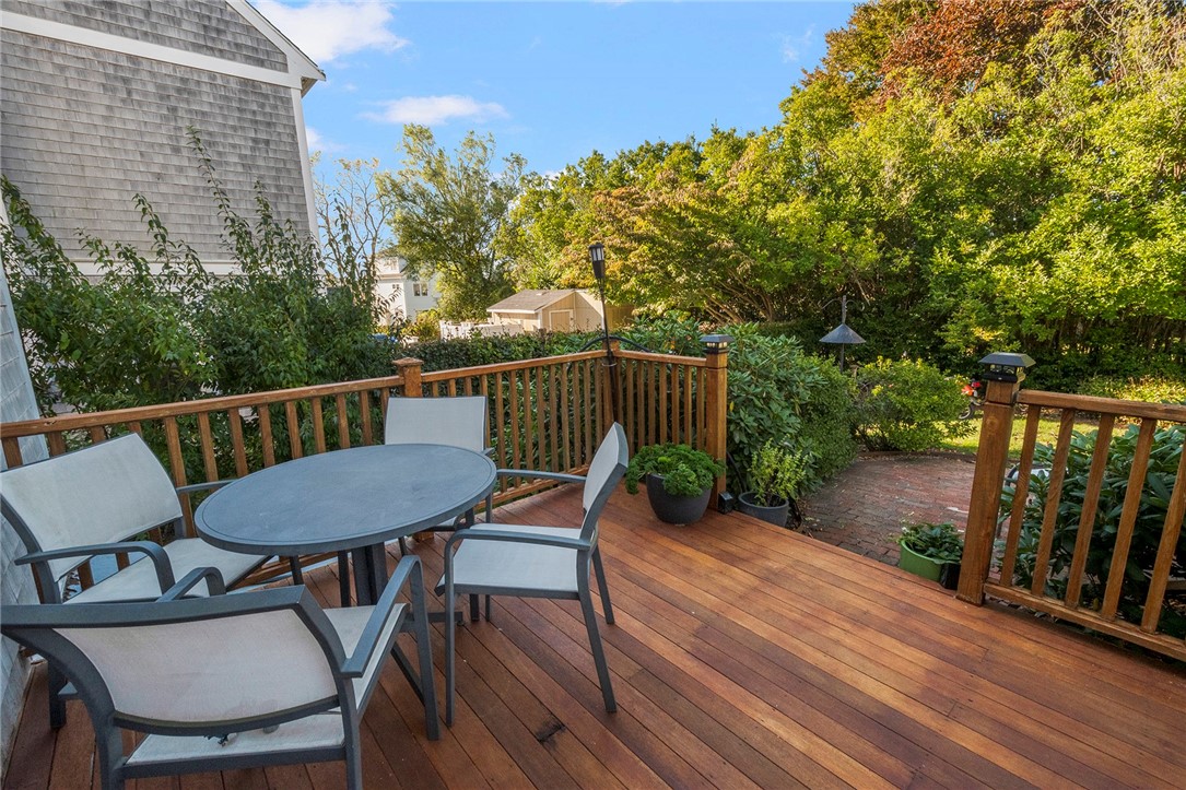 202 Reservoir Road Middletown, RI 02842 - Photo 46 of 50