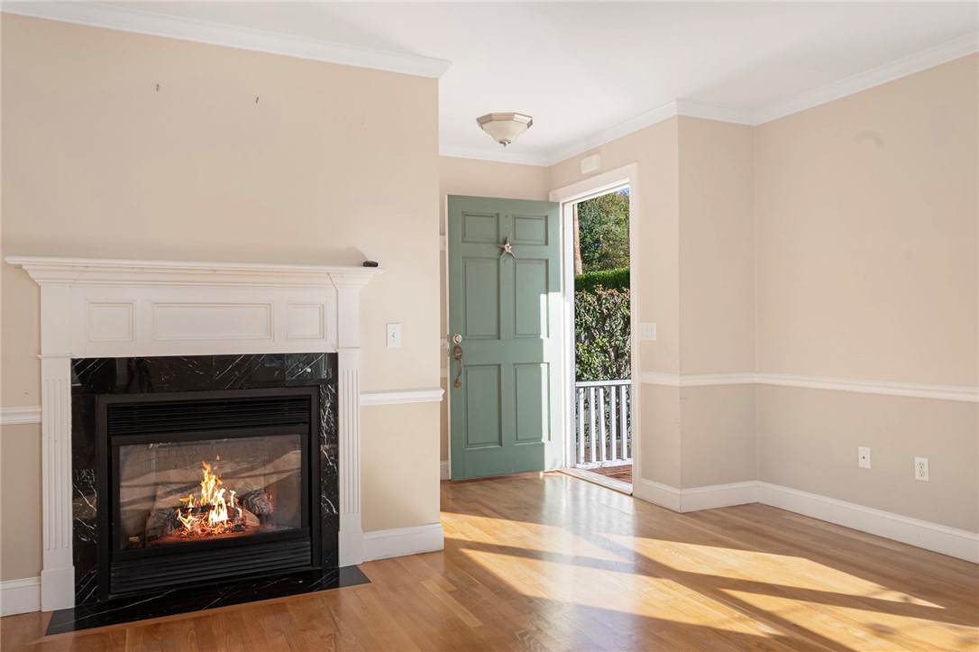 202 Reservoir Road Middletown, RI 02842 - Photo 10 of 50