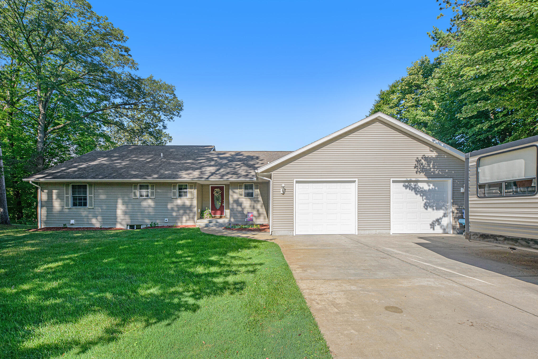3909 Pondview Hesperia, MI 49421 - Photo 39 of 44 3909PondViewDr-12