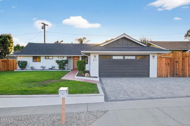 $1,295,000 | 511 Beverly Circle, Camarillo, CA 93010