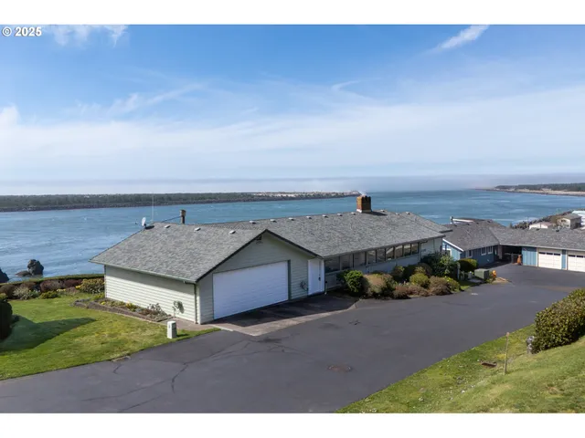 $961,000 | 14580 Harborview Drive, Rockaway Beach, OR 97136