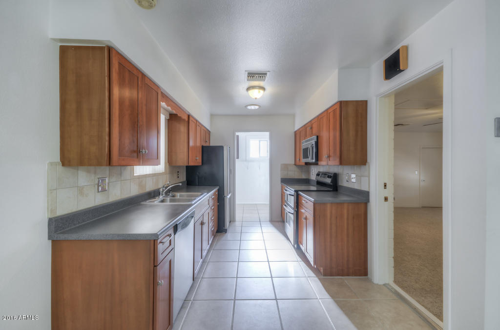 7655 East Mawson Road Mesa, AZ 85207 - Photo 25 of 33 Kitchen