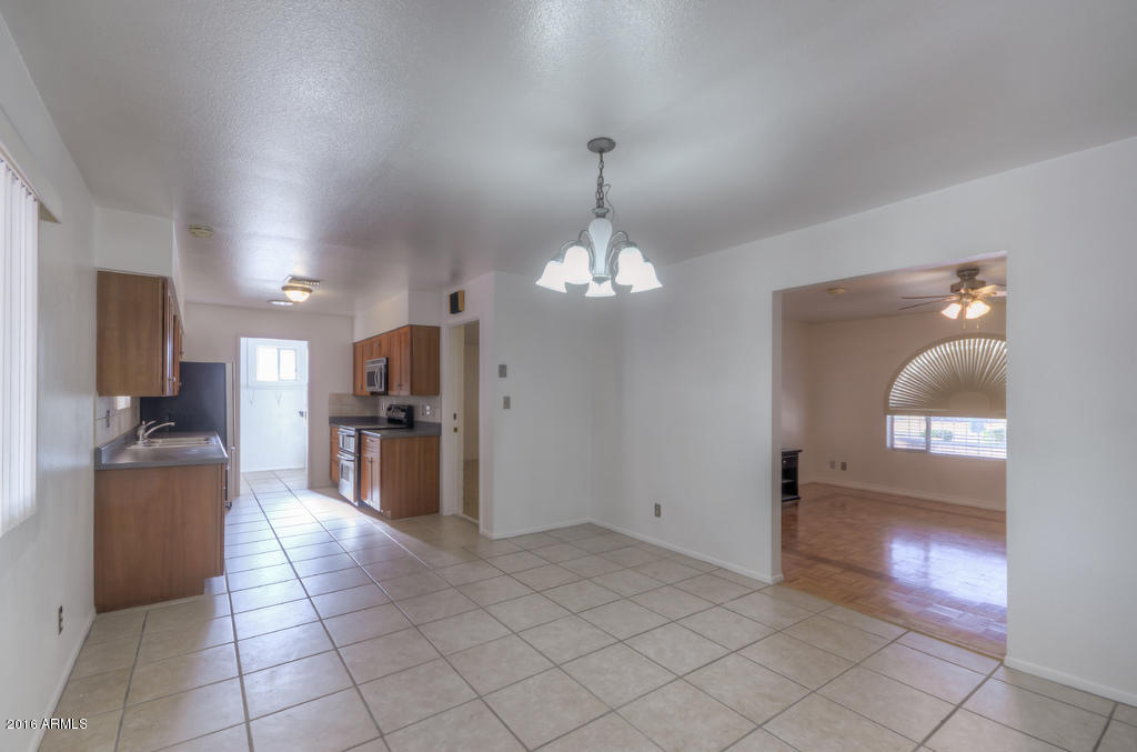 7655 East Mawson Road Mesa, AZ 85207 - Photo 5 of 33 Dinning Room