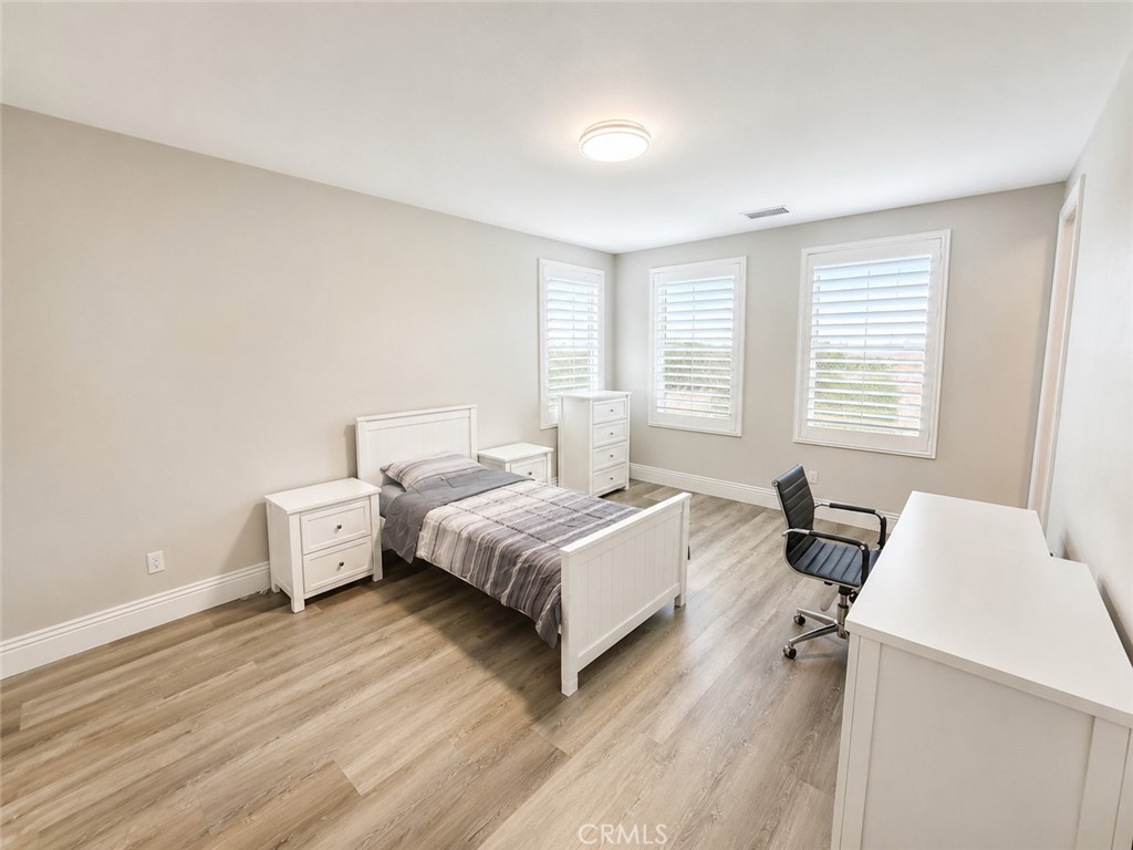 61 Windwalker Way Tustin, CA 92782 - Photo 23 of 37