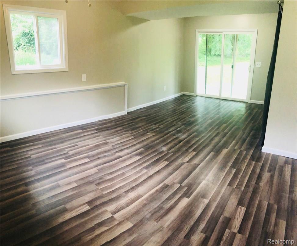 5550 Hinchey Road Howell, MI 48843 - Photo 9 of 16 HINCHEY LOWER LEVEL FAMILY ROOM.jpg