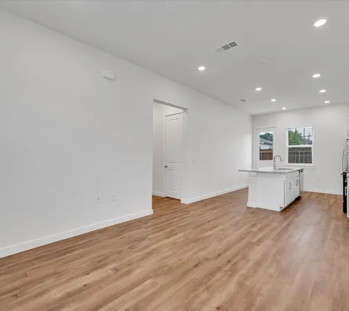 $1,649 | 2709-809 Rockhill Road, McKinney, TX 75072