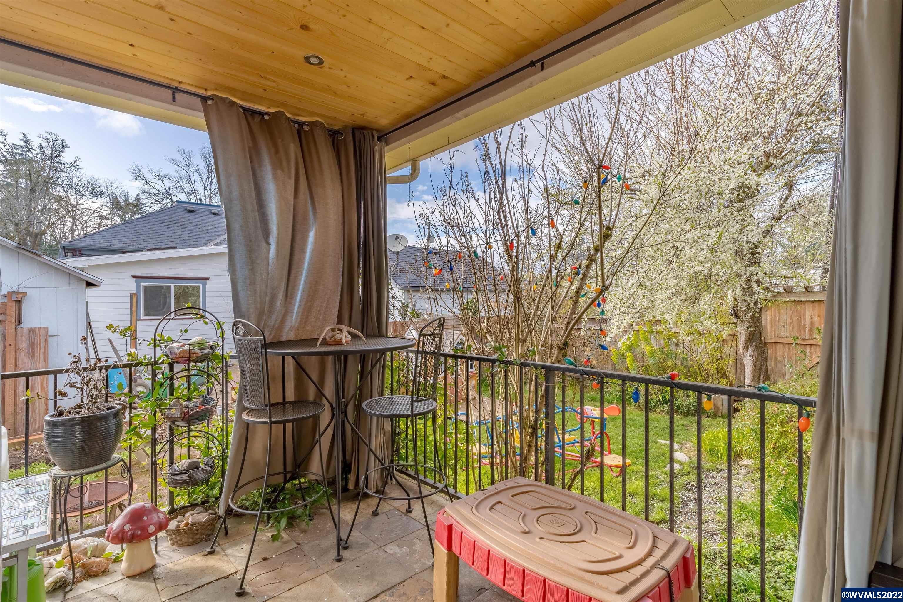 263 Southwest Ash Street Dallas, OR 97338 - Photo 23 of 36 Gallery Image 23