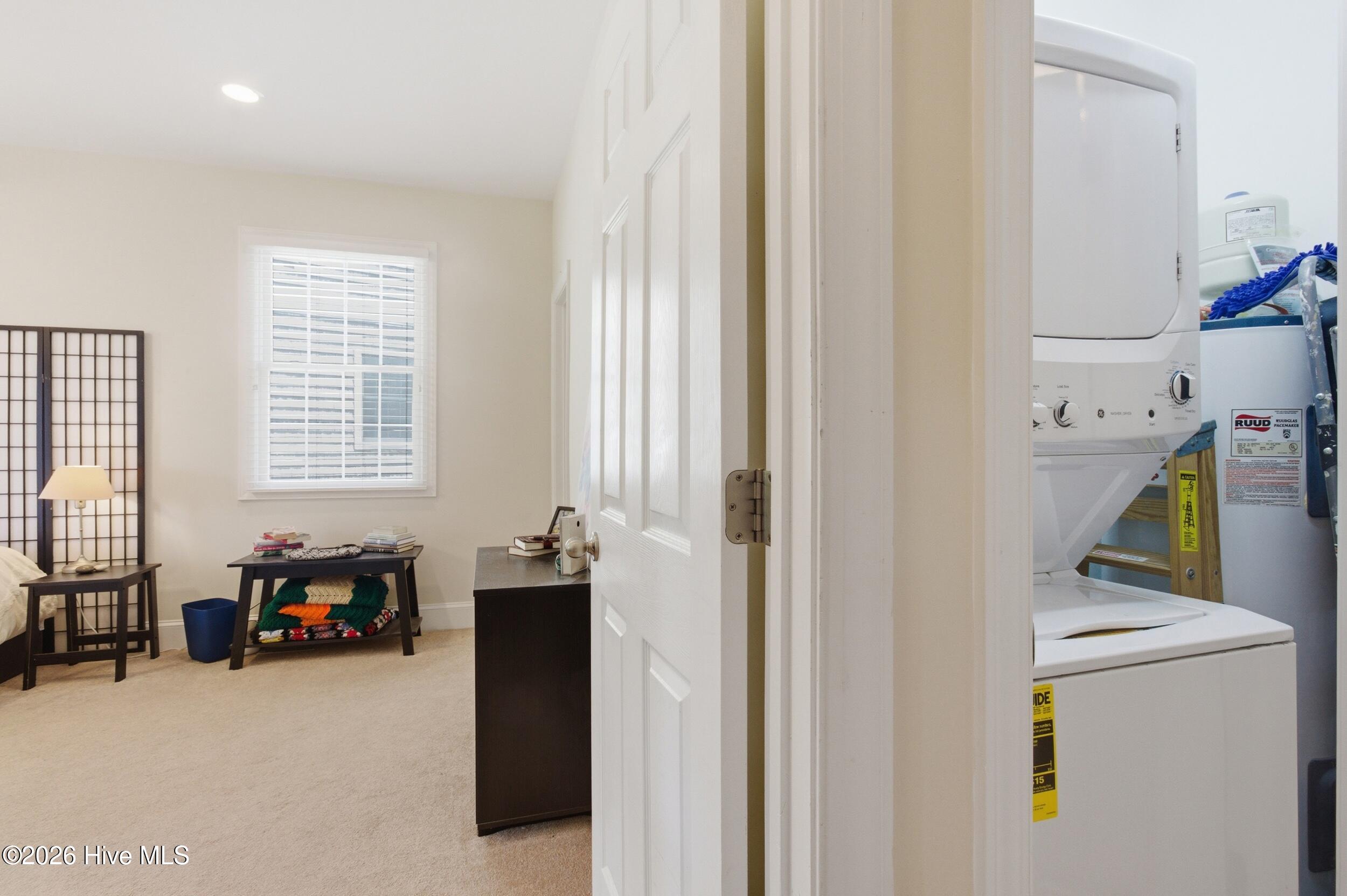 1129 Bennett Road, Unit 1B Minnesott Beach, NC 28510 - Photo 21 of 43 Laundry