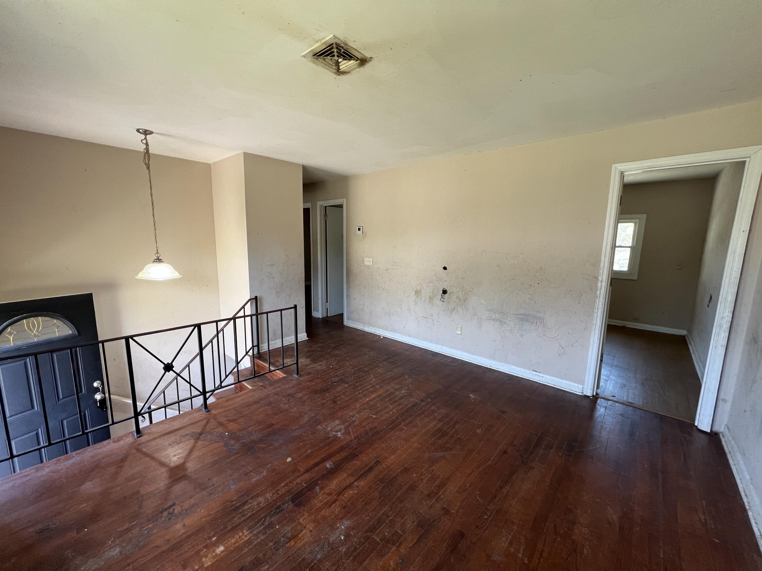 2208 Bungalow Road Augusta, GA 30906 - Photo 3 of 17 IMG_0300