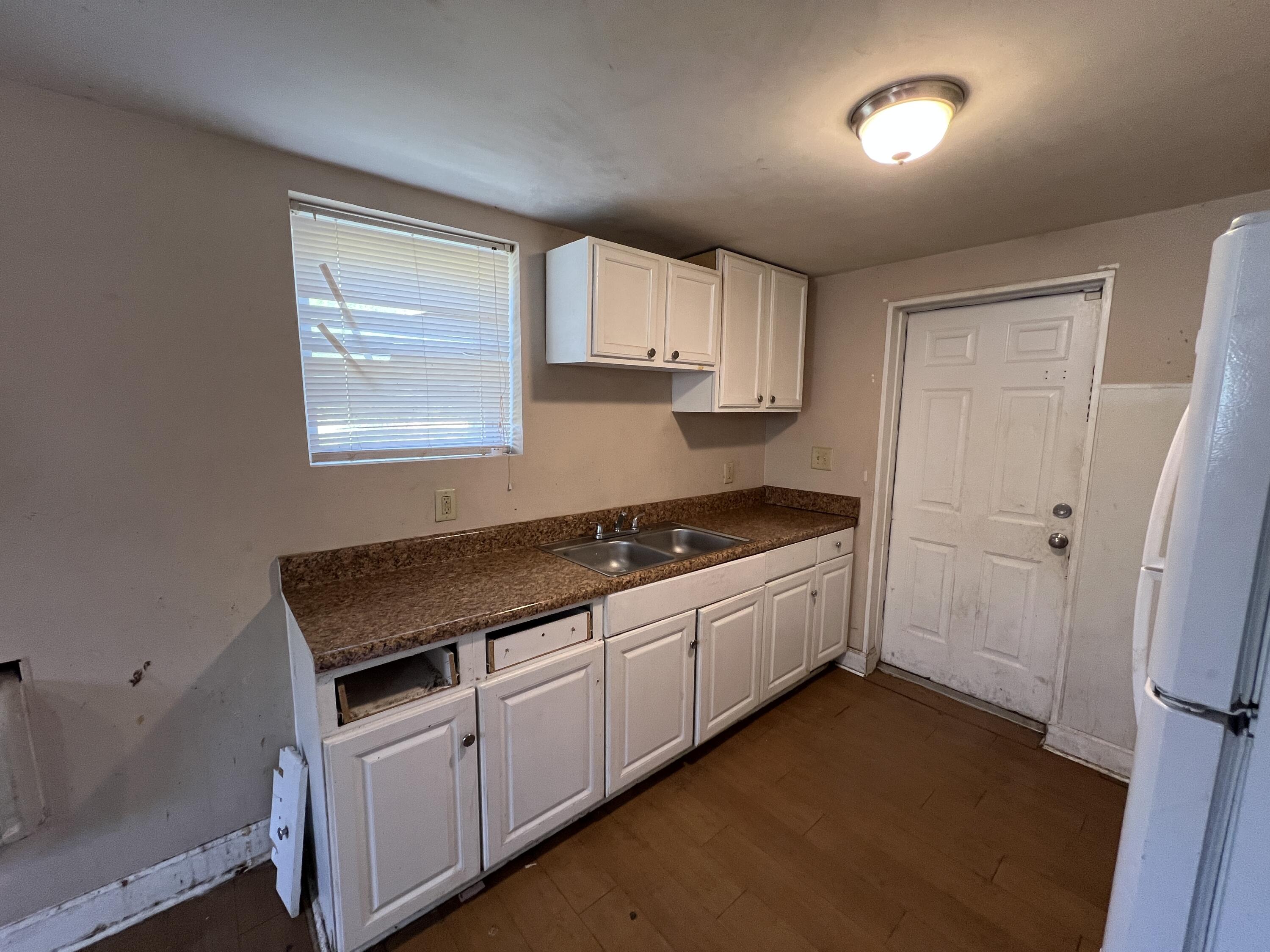 2208 Bungalow Road Augusta, GA 30906 - Photo 8 of 17 IMG_0305