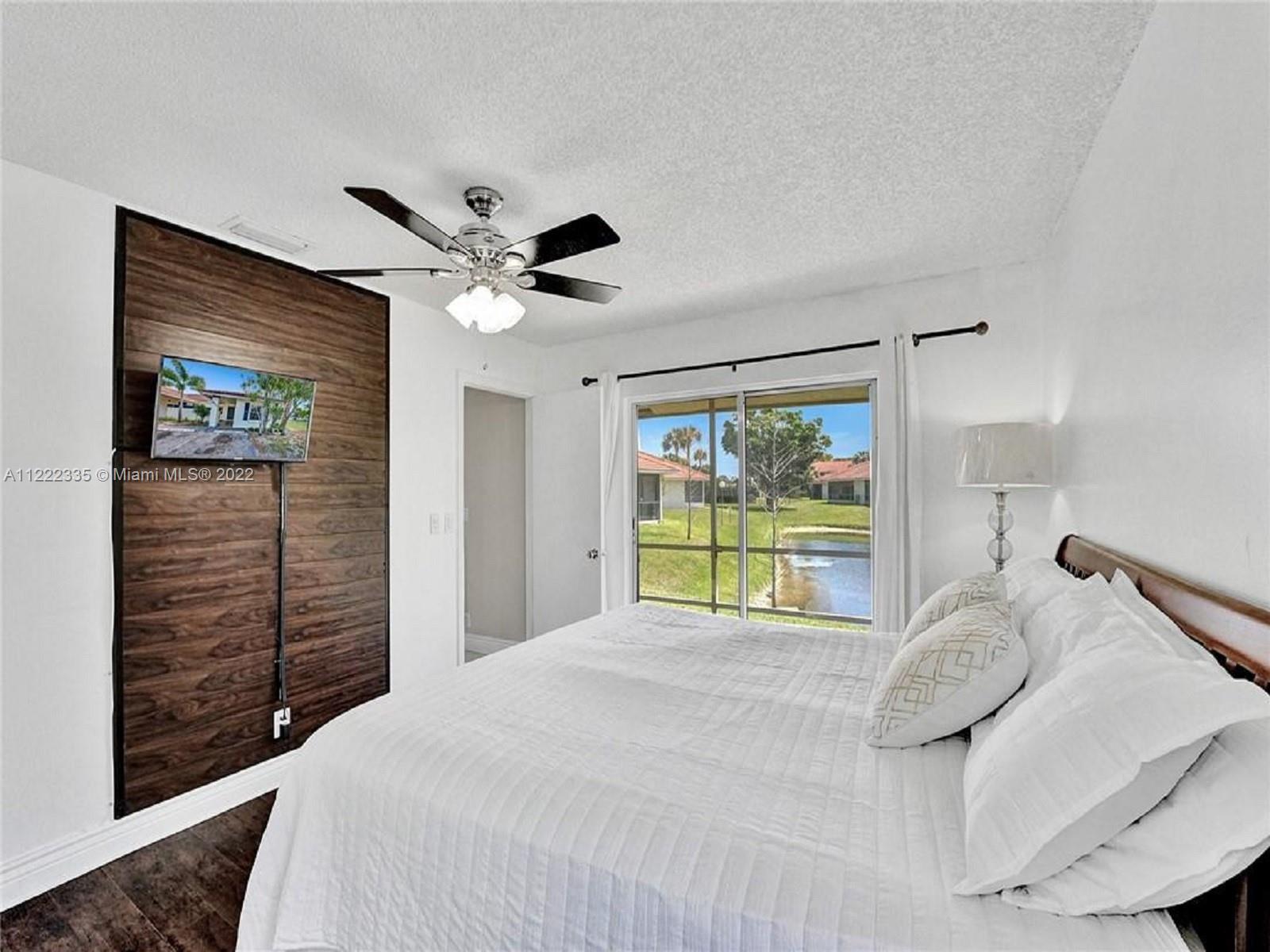 9877 Three Lakes Circle Boca Raton, FL 33428 - Photo 8 of 17 Gallery Image 8