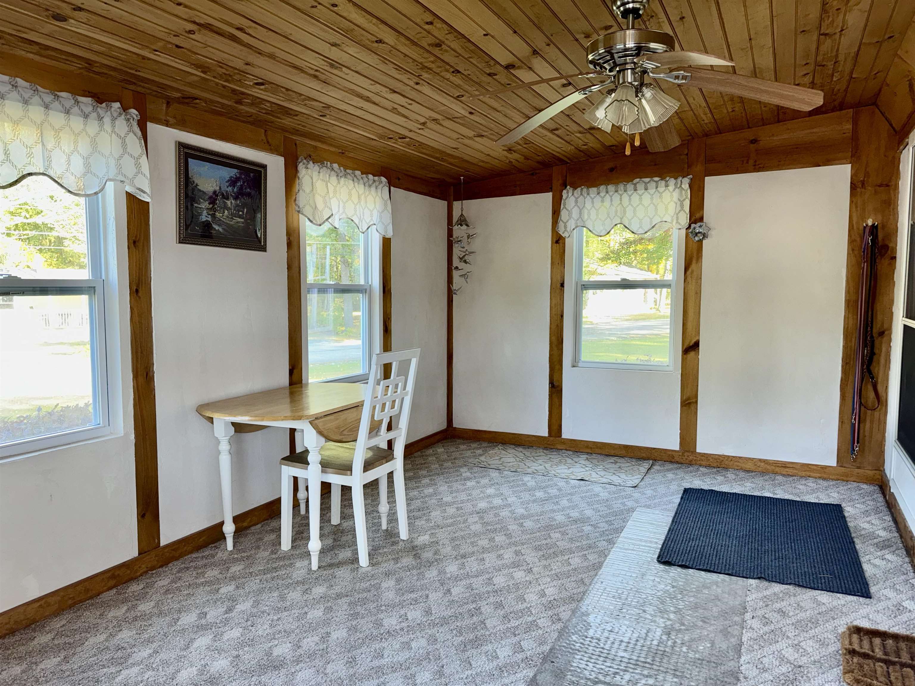 56 Nelson Street Salem, NH 03079 - Photo 5 of 27