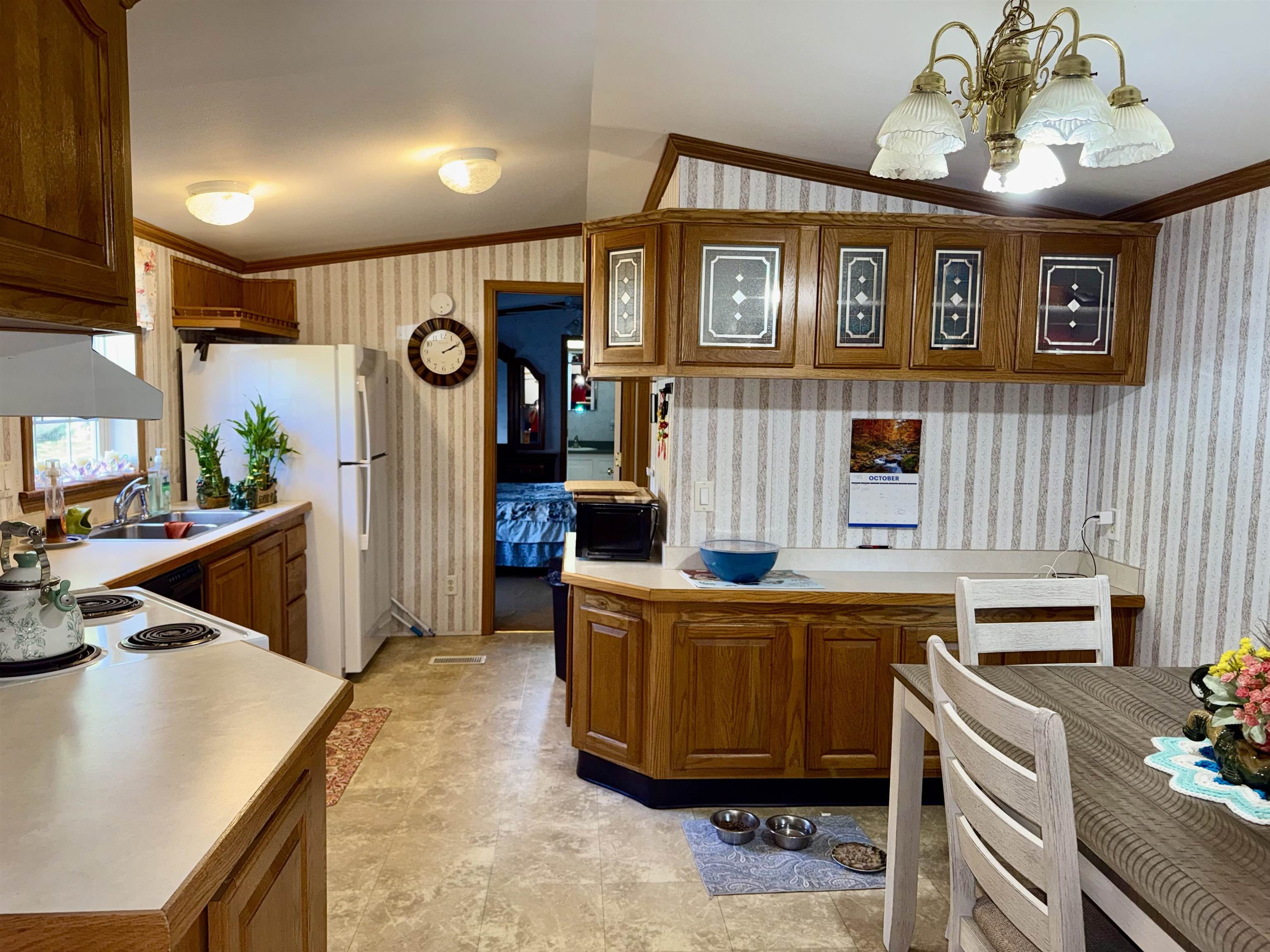 56 Nelson Street Salem, NH 03079 - Photo 8 of 27