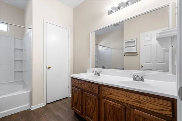 $1,975 | 8810 Willow Spur Drive, Tomball, TX 77375