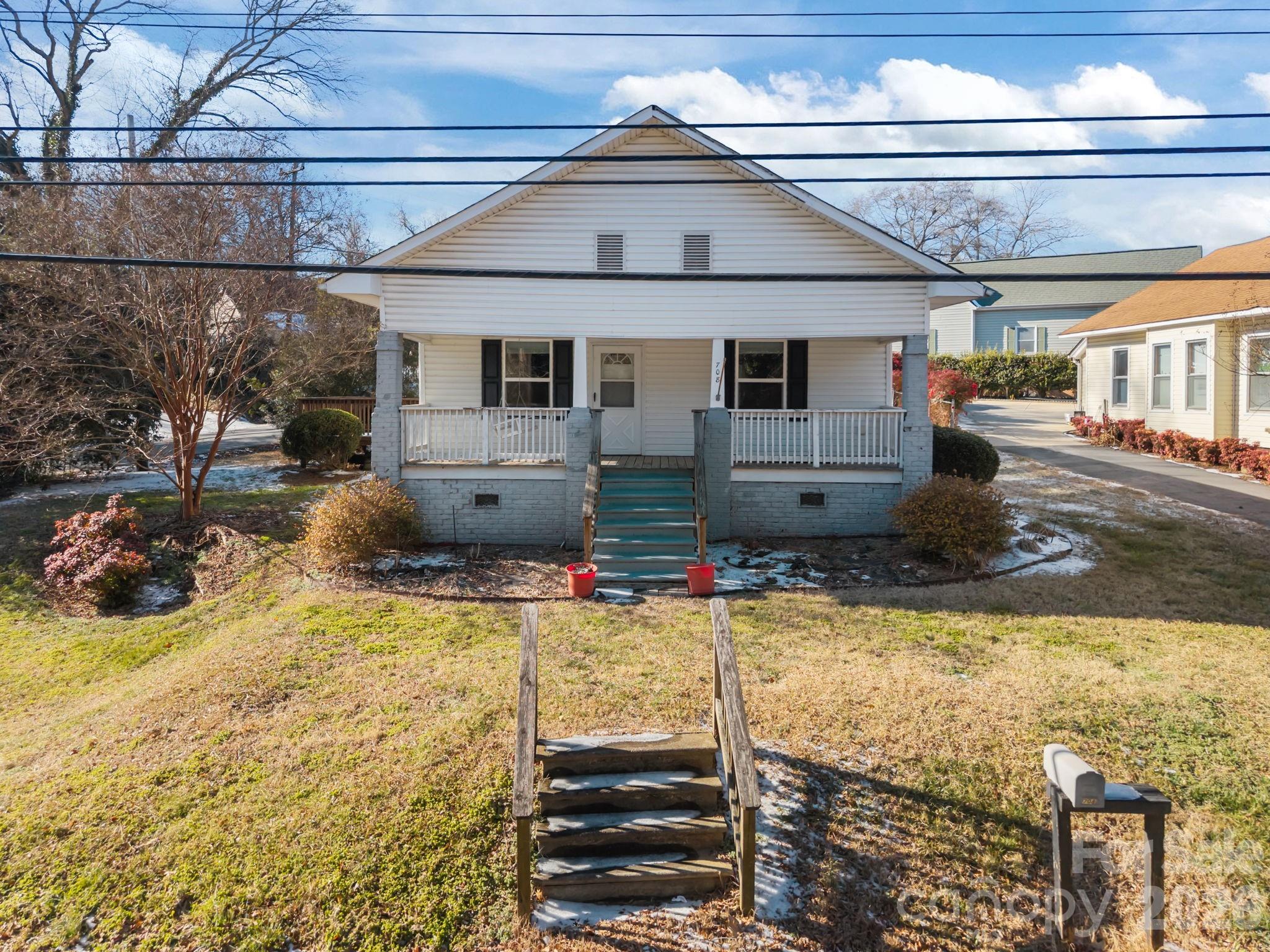 708 Old Charlotte Road Southwest Concord, NC 28027 - Photo 2 of 33