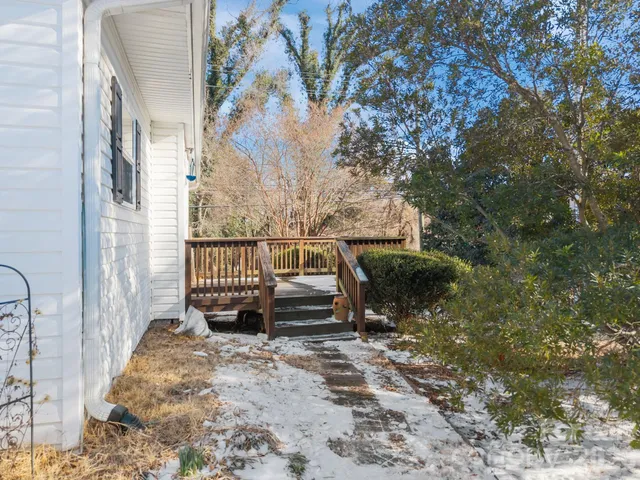 $240,000 | 708 Old Charlotte Road Southwest, Concord, NC 28027