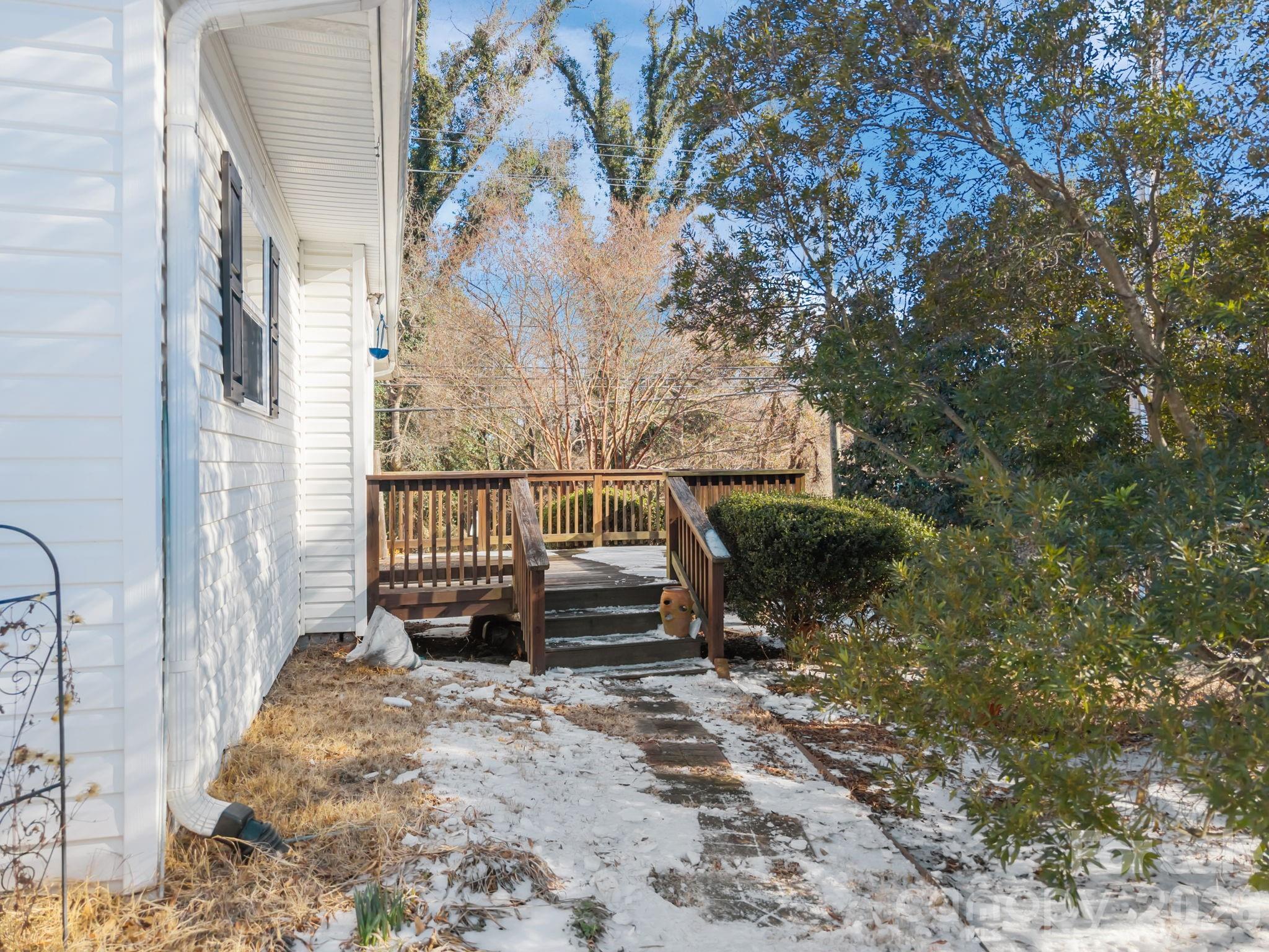 708 Old Charlotte Road Southwest Concord, NC 28027 - Photo 10 of 33