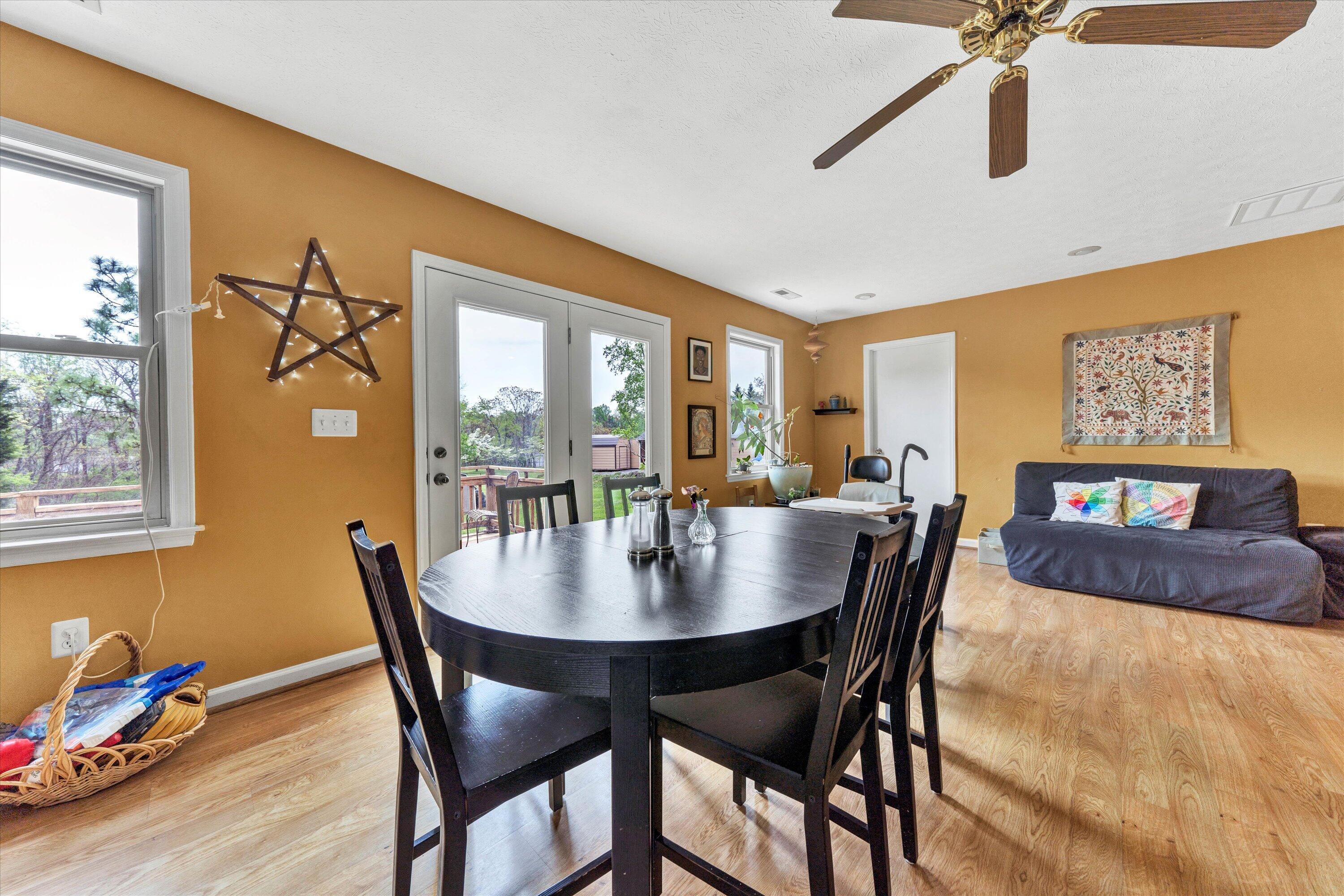 842 North Mill Road Salem, VA 24153 - Photo 17 of 37 21-DSC00319