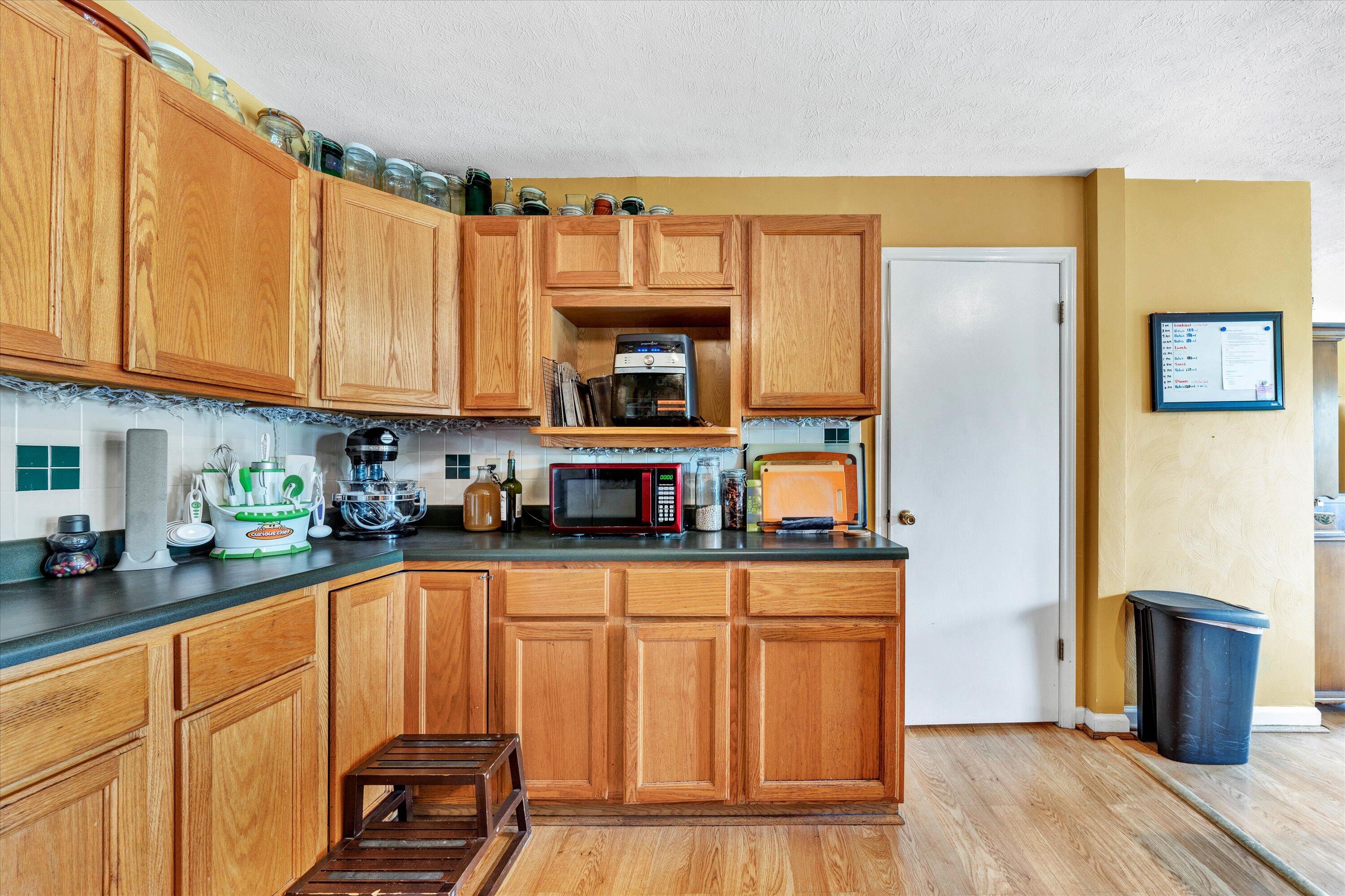 842 North Mill Road Salem, VA 24153 - Photo 9 of 37 13-DSC00295