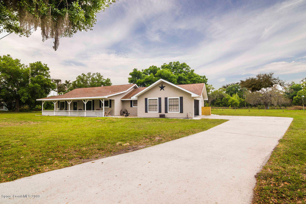 2720 Folsom Road Mims, FL 32754 - Photo 2 of 26 IMG_6331