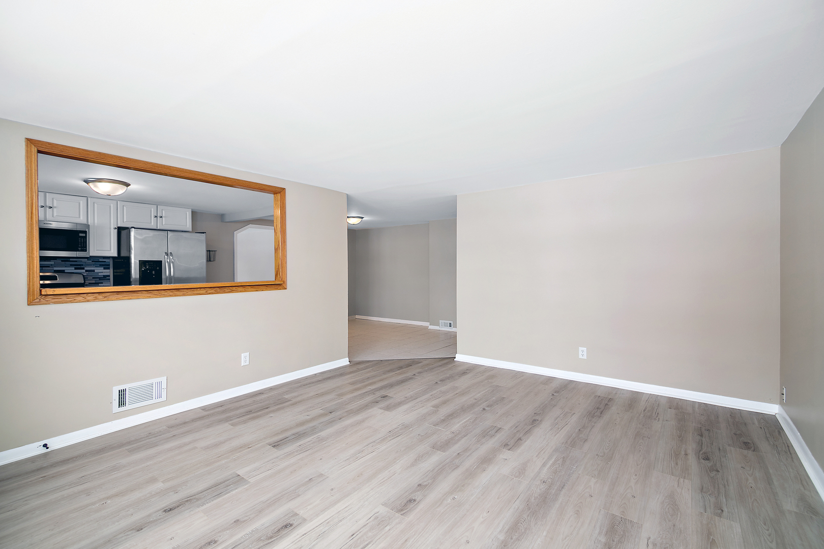 426 West Arlington Lane Crete, IL 60417 - Photo 5 of 19