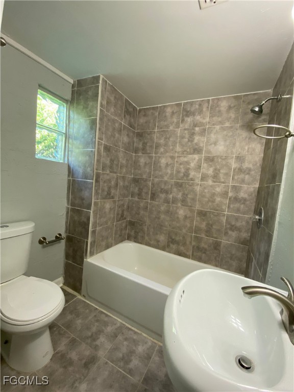 1539 Piney Road North Fort Myers, FL 33903 - Photo 14 of 16