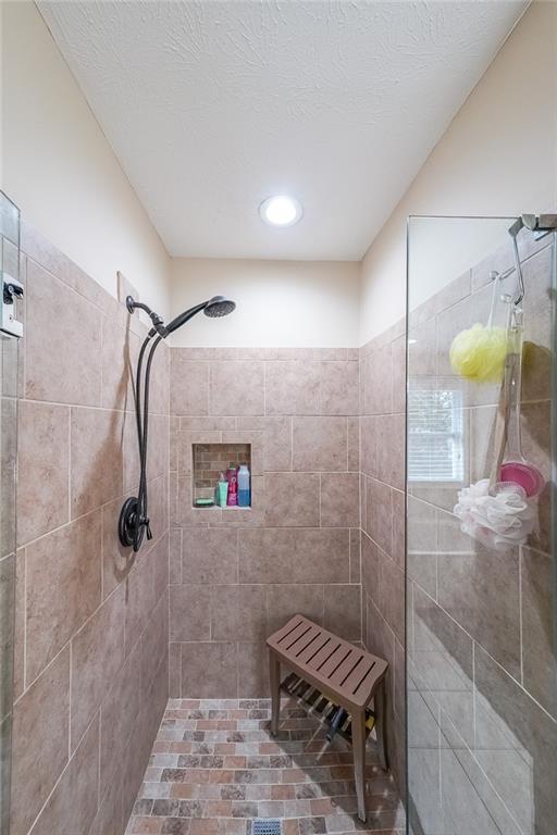 4255 Prestley Mill Road Douglasville, GA 30135 - Photo 33 of 43 a bathroom with a shower