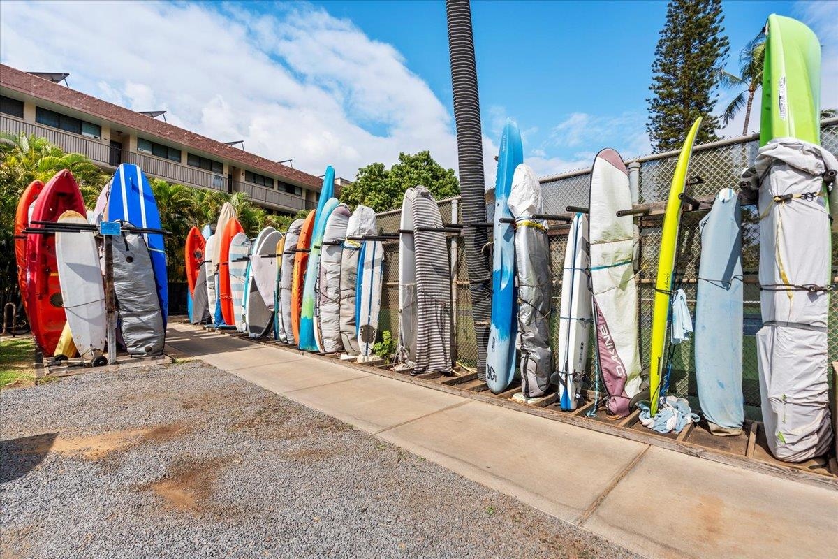 2695 South Kihei Road, Unit 6109 Kihei, HI 96753 - Photo 45 of 49 a view of walk in closet with clothes