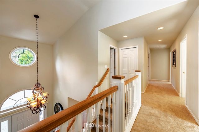 $825,000 | 24607 Northeast 72nd Street, Redmond, WA 98053