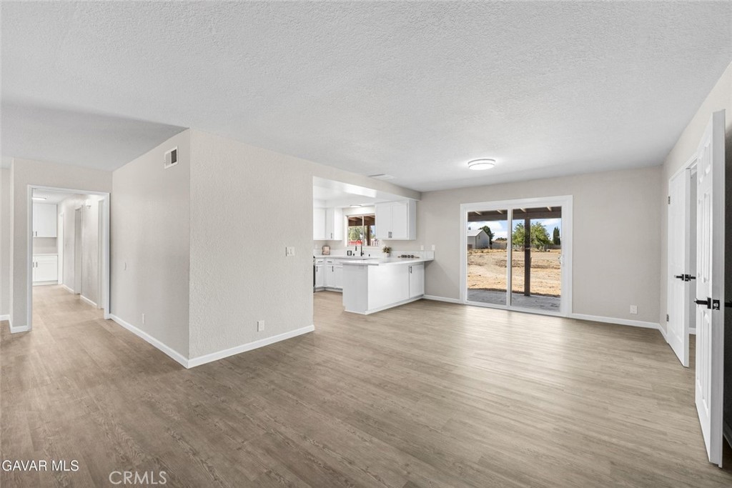 10157 East Ave R 8 Littlerock, CA 93543 - Photo 11 of 50
