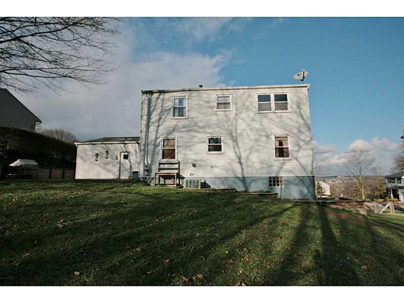 111 Blackshire Road Butler, PA 16001 - Photo 5 of 23 Exterior Back.
