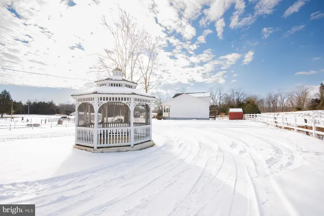 $2,000 | 989 Cedar Lane, Shepherdstown, WV 25443