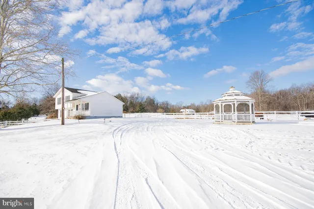 $2,000 | 989 Cedar Lane, Shepherdstown, WV 25443