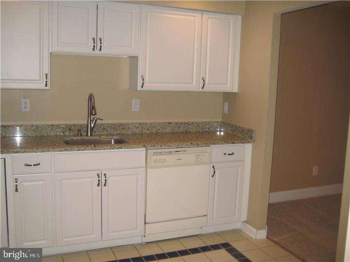 205 Bernard Court Chesterbrook, PA 19087 - Photo 4 of 32