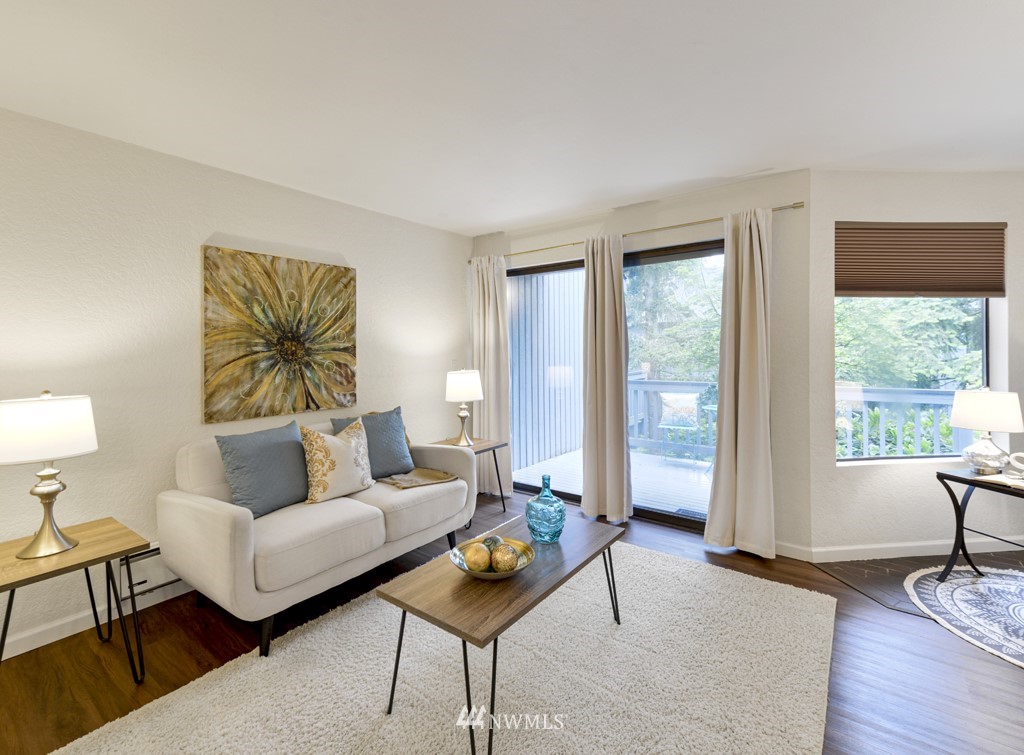 1850 Grant Avenue South, Unit E4 Renton, WA 98055 - Photo 1 of 27 Gallery Image 1