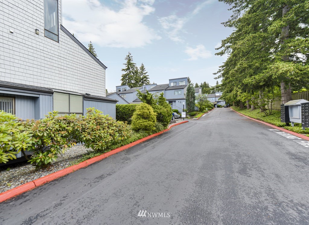 1850 Grant Avenue South, Unit E4 Renton, WA 98055 - Photo 27 of 27 Gallery Image 27