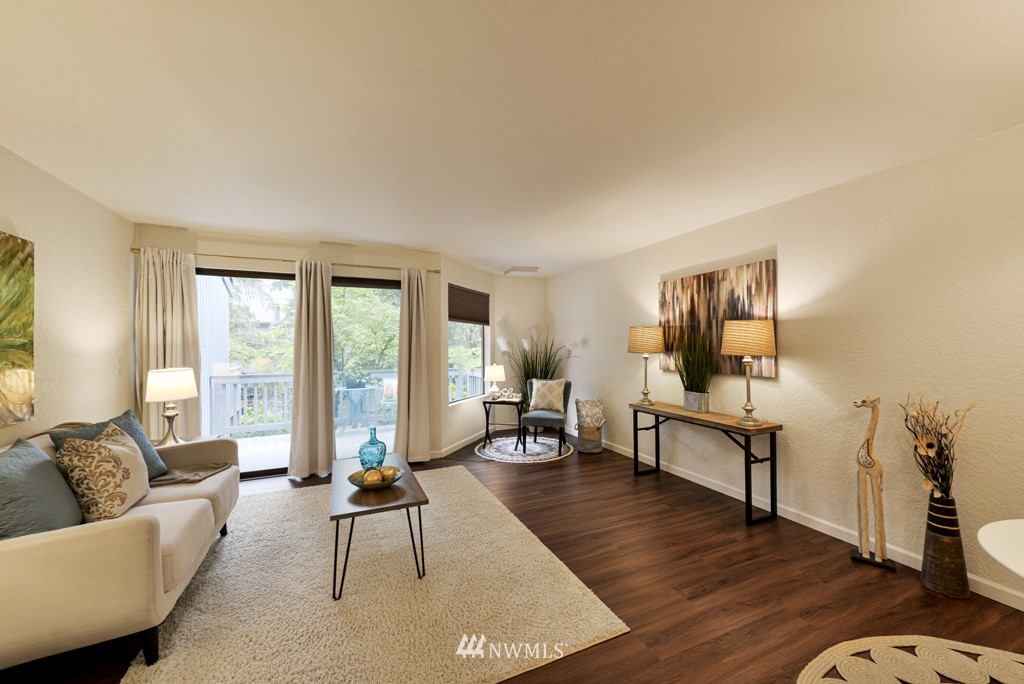 1850 Grant Avenue South, Unit E4 Renton, WA 98055 - Photo 7 of 27 Gallery Image 7