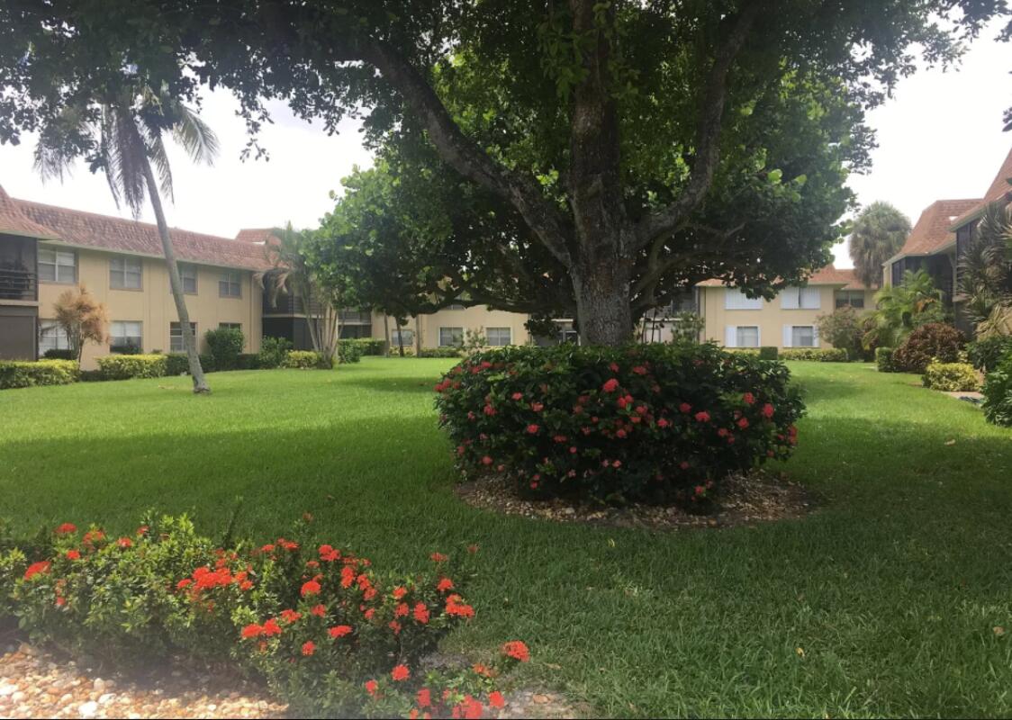 1271 Northwest 13th Street, Unit 355E Boca Raton, FL 33486 - Photo 2 of 11 2