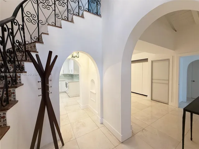 $11,500 | 5835 La Gorce Drive, Miami Beach, FL 33140