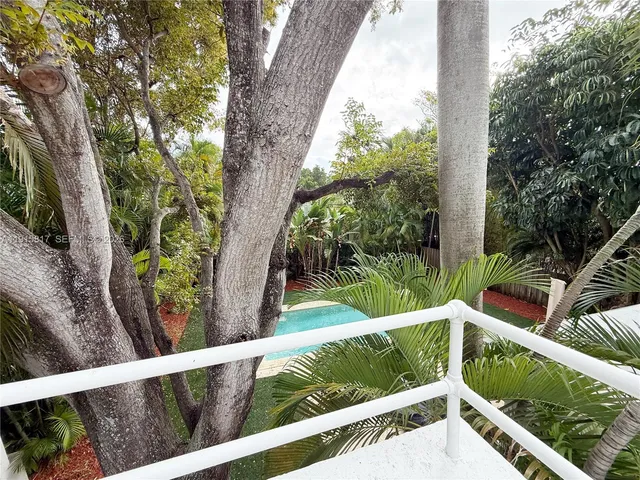 $11,500 | 5835 La Gorce Drive, Miami Beach, FL 33140