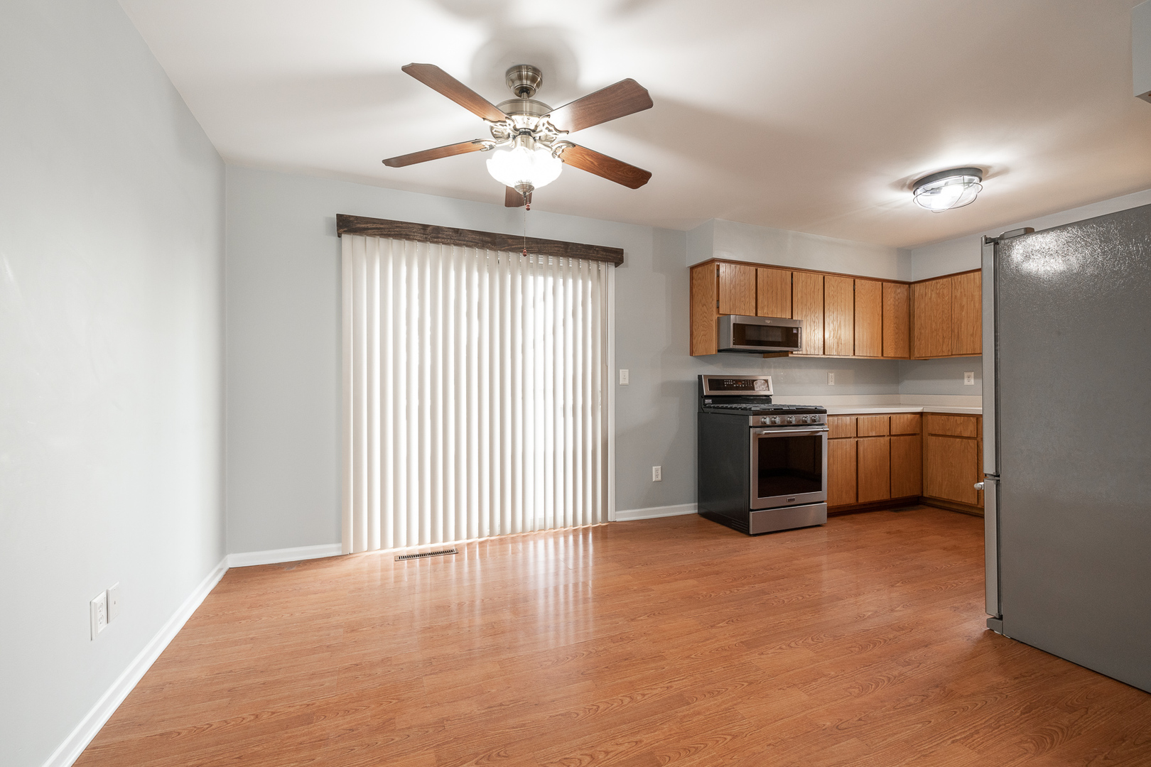 609 Schoolgate Road New Lenox, IL 60451 - Photo 5 of 16 Gallery Image 5