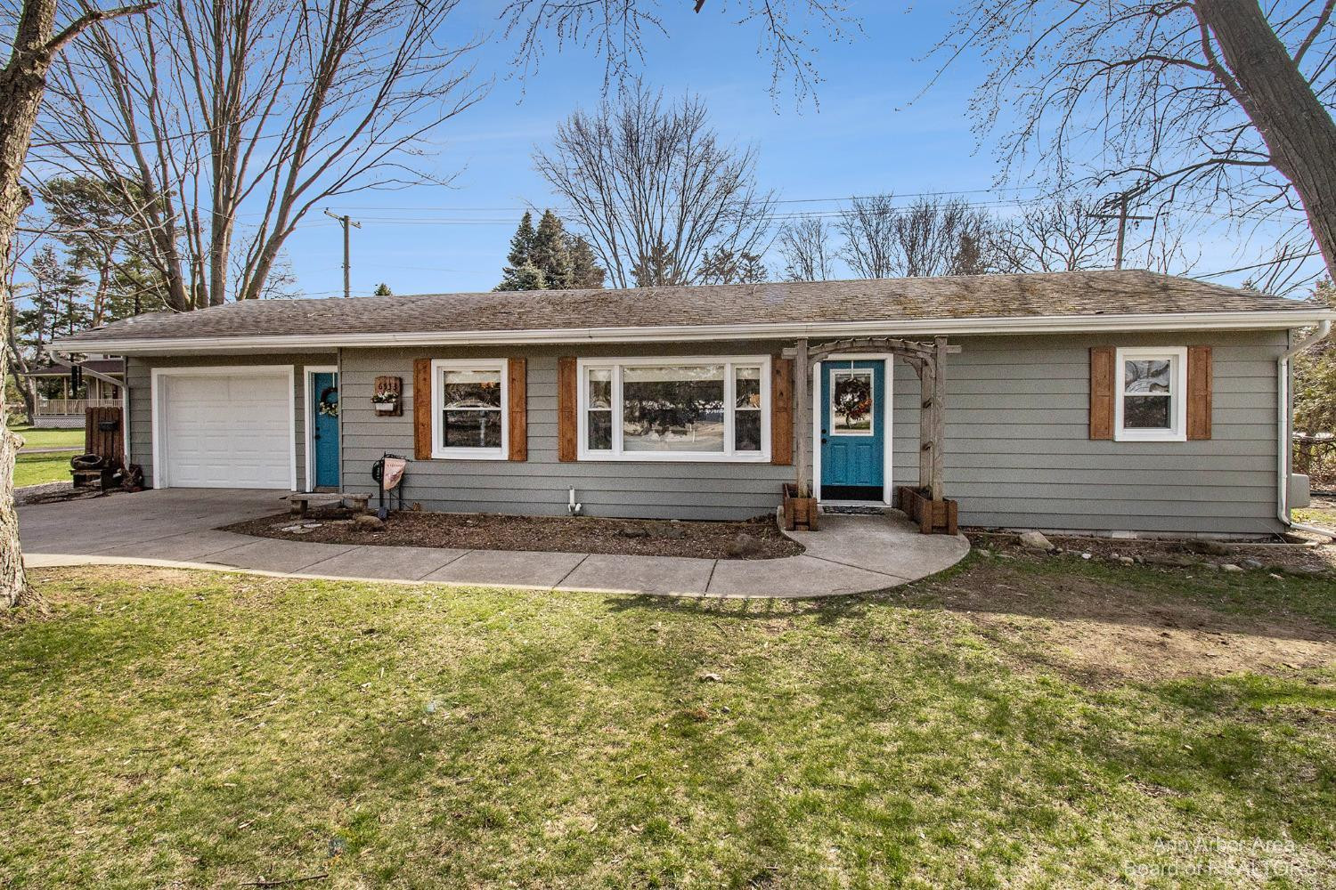 6533 Rickett Road Brighton, MI 48116 - Photo 1 of 50 Photo 1