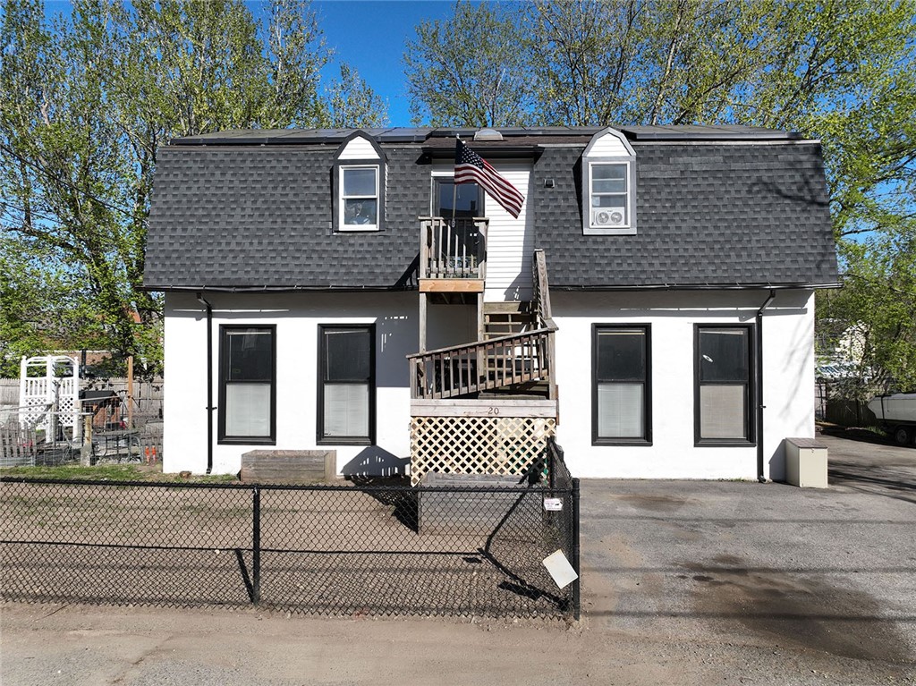 20 New Street Woonsocket, RI 02895 - Photo 2 of 40