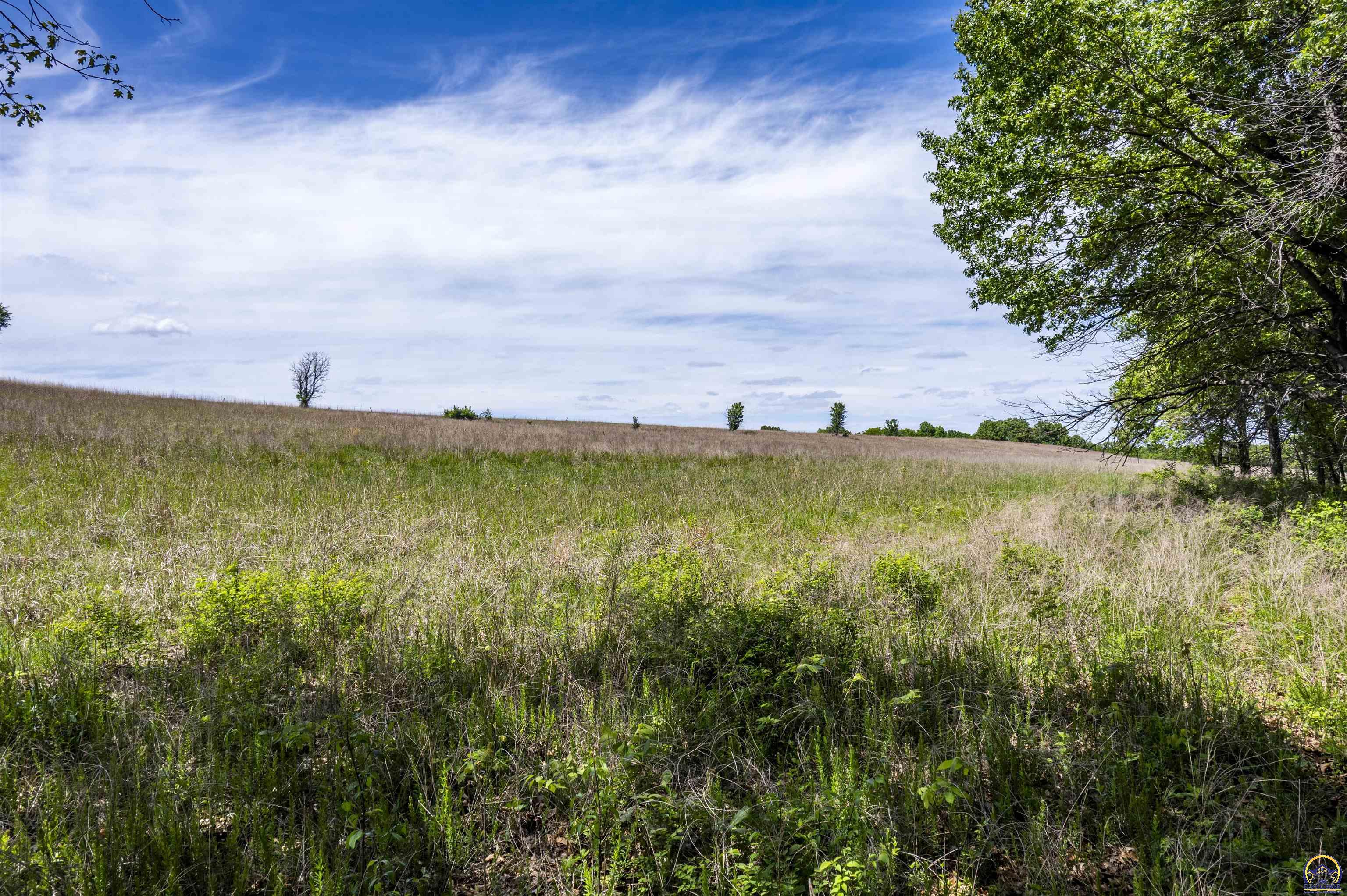 2026 Northwest Douglas Road Topeka, KS 66615 - Photo 45 of 94