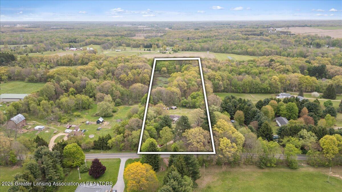 9999 Onondaga Road Onondaga, MI 49264 - Photo 3 of 35 03-Media Jett - 01.2