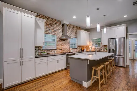 $489,000 | 322 South Brighton Avenue, Dallas, TX 75208
