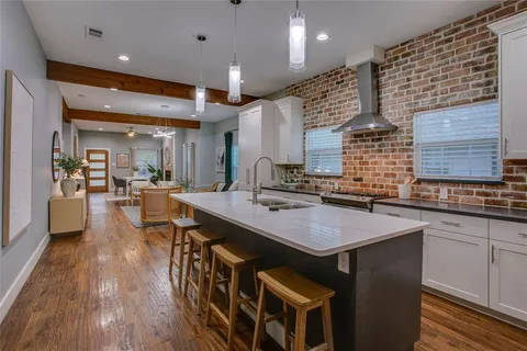 $489,000 | 322 South Brighton Avenue, Dallas, TX 75208