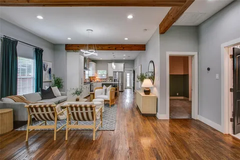 $489,000 | 322 South Brighton Avenue, Dallas, TX 75208