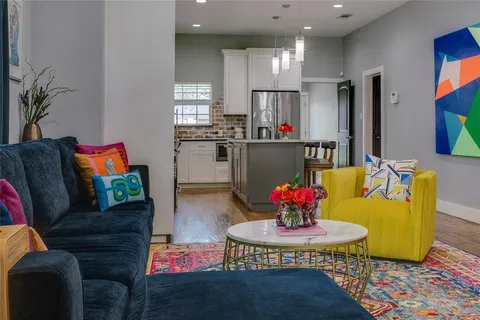 $499,000 | 322 South Brighton Avenue, Dallas, TX 75208