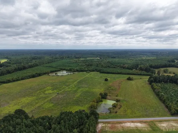 $74,900 | 9 Great Oak Road, Dolphin, VA 23843